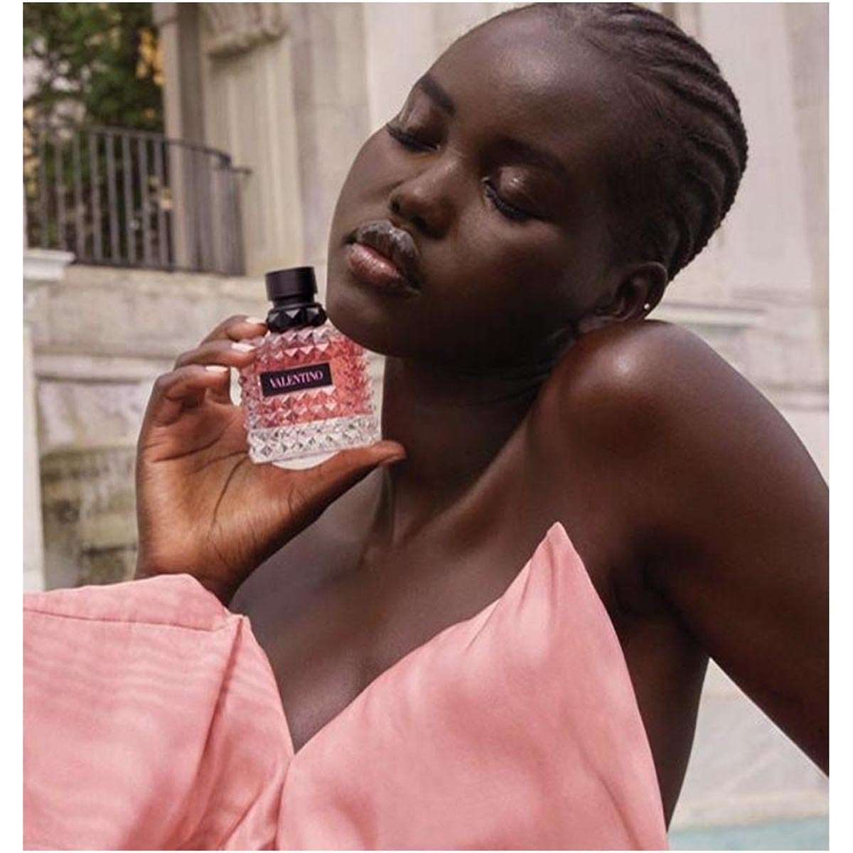 Buy Valentino Donna Born In Roma Eau De Parfum - 50 ml Online at
